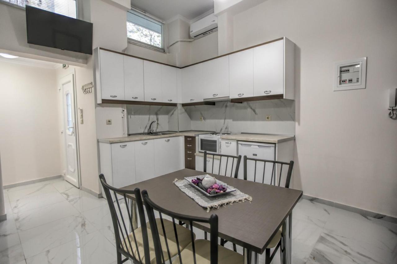 Del Sol #3 Meteora Luxurious Family Suites Kalampáka Dış mekan fotoğraf